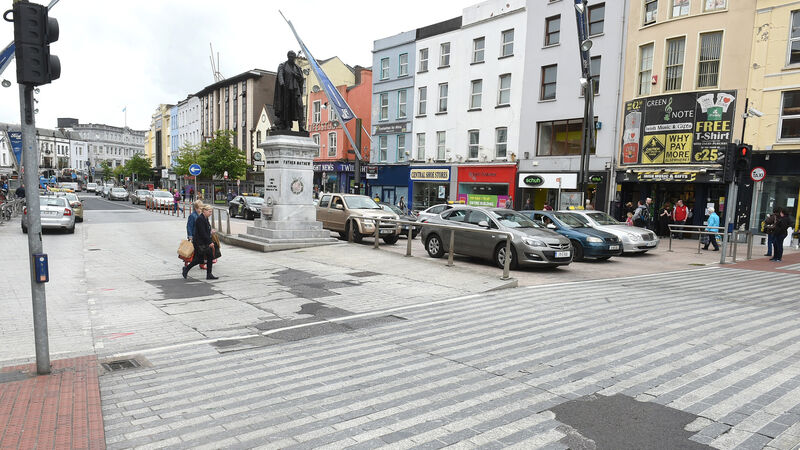 ‘Patrick St is effectively lawless when it comes to transport': Calls for Pana ban enforcement to be ramped up ‘Patrick St is effectively lawless when it comes to transport': Calls for Pana ban enforcement to be ramped up
