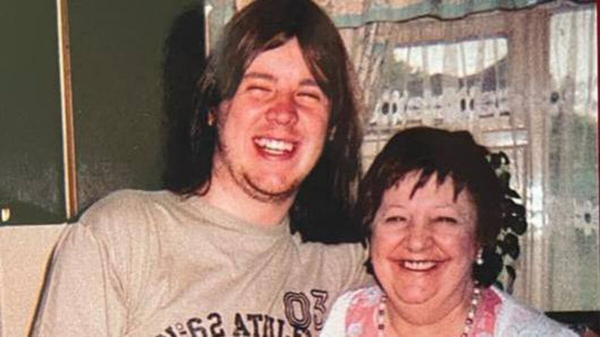 Cork man makes cancer funds plea in memory of his mum