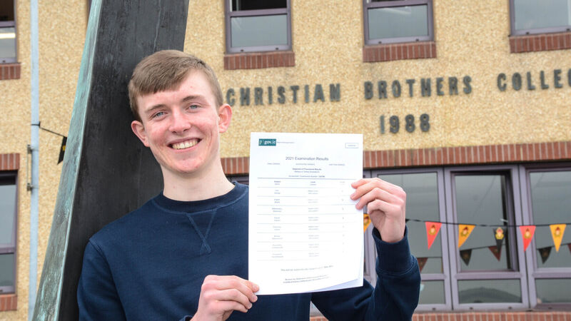 Leaving Cert 2021: Cork student who received 8H1’s thanks granny who lit candles
