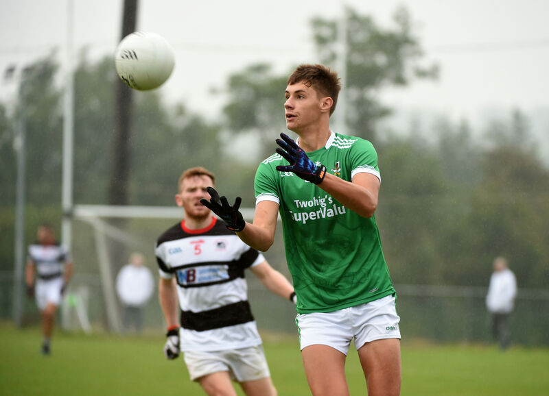 Alan Walsh, Kanturk, in action against St Nicks. Picture: Larry Cummins.
