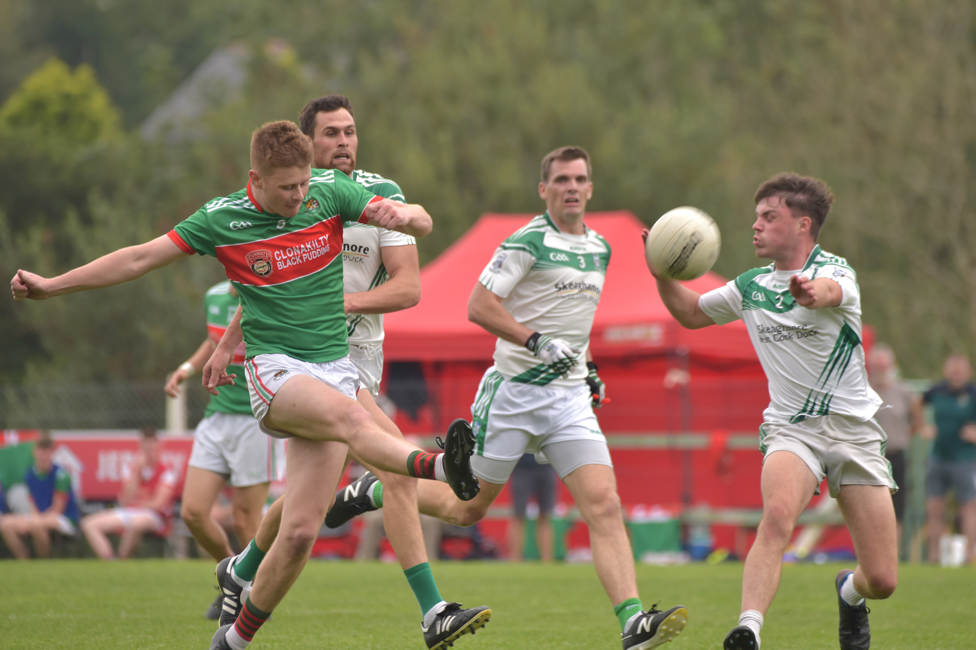O Se Stars For Clonakilty As They See Off Ilen Rovers In County Premier Senior Football Championship Wetwitt