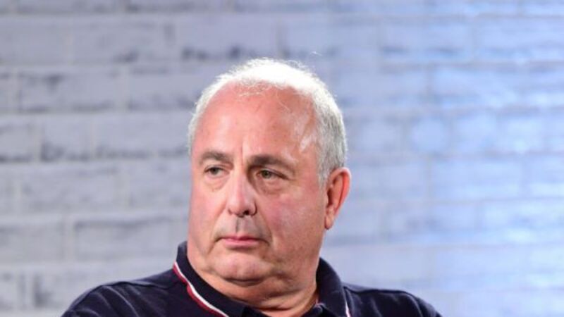 Notting Hill director Roger Michell dies at 65 Notting Hill director Roger Michell dies at 65