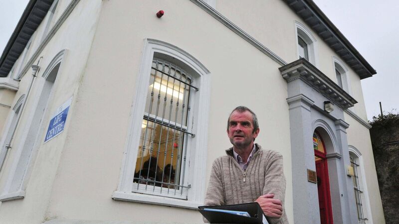 'People are shooting up in broad daylight': Concerns over dealers selling heroin near Cork city school 'People are shooting up in broad daylight': Concerns over dealers selling heroin near Cork city school