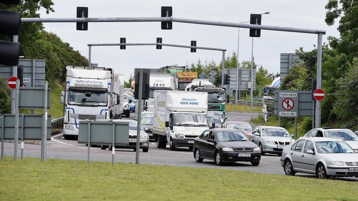 Cork traffic: Car broken down at busy interchange - Vimarsana News