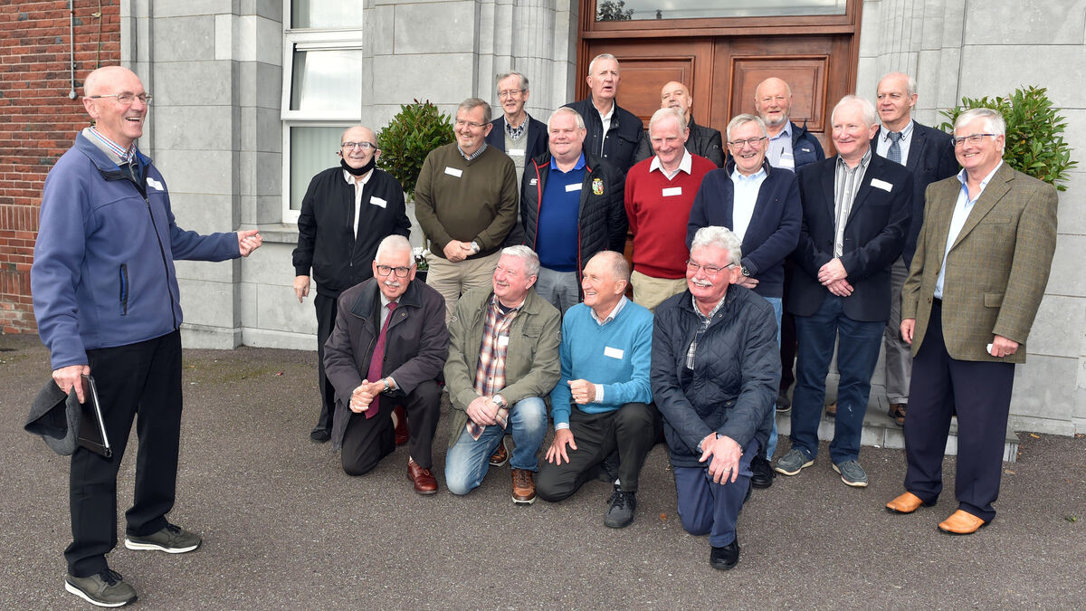 Pictures: Former Cork pupils return to school for special visit 50 years after completing their Leaving Cert - Vimarsana News