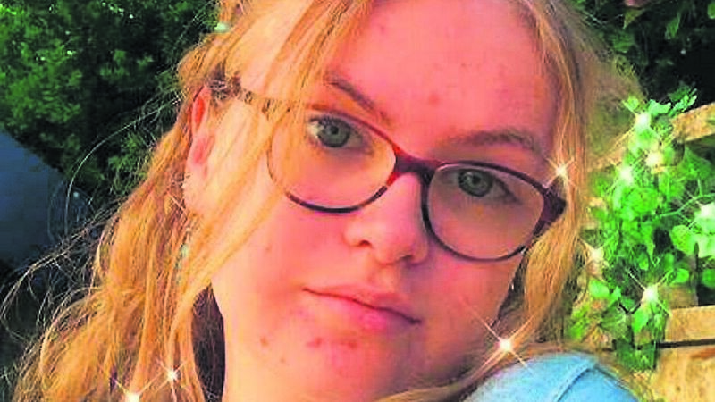 Cork teenager Edie is an art hit on TikTok with 600,000 followers