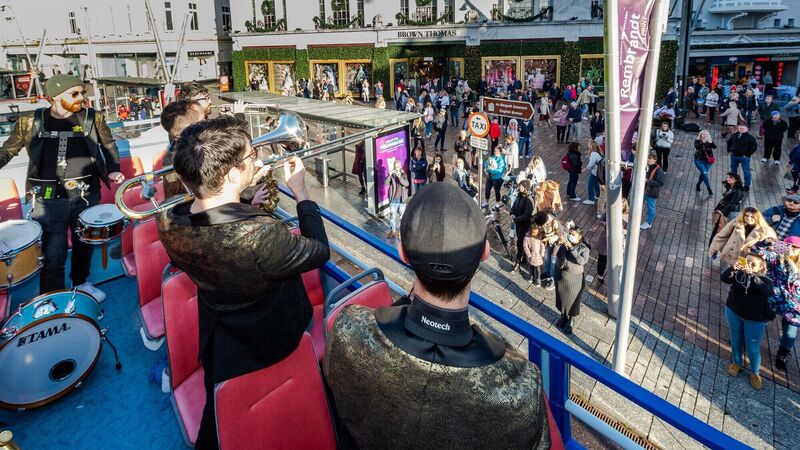 WATCH: Busy streets in Cork city as revellers enjoy the return of the Jazz WATCH: Busy streets in Cork city as revellers enjoy the return of the Jazz