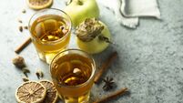 Hot apple cider