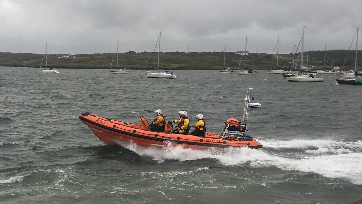 RNLI called on to assist windsurfer in difficulty off Cork coast