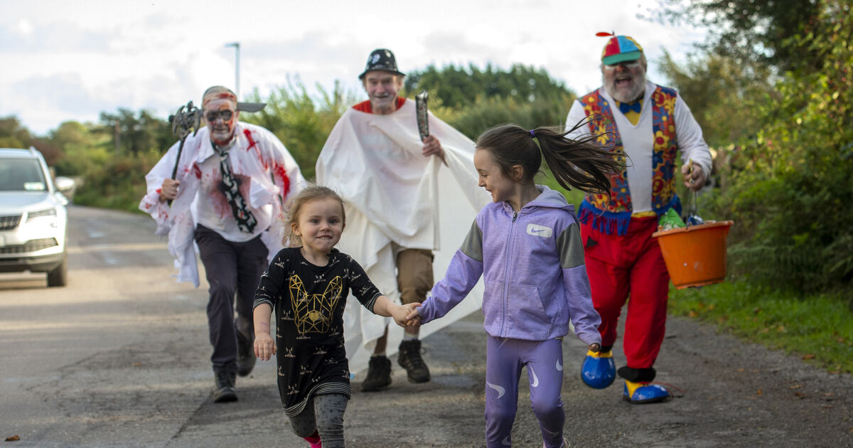 Cork's oldest trick-or-treaters preparing for Halloween night - Vimarsana News