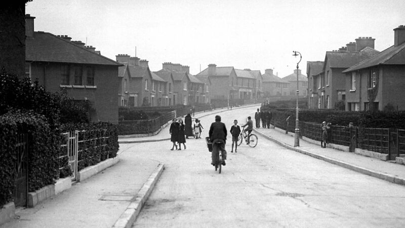 Deliveroo? Recalling the era of the messenger boy in Cork Deliveroo? Recalling the era of the messenger boy in Cork