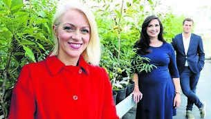 <p class="contextmenu internal_Caption">Kathriona Devereux and co-hosts Aoibhinn Ní Shúilleabháin and Jonathan McCrea</p>