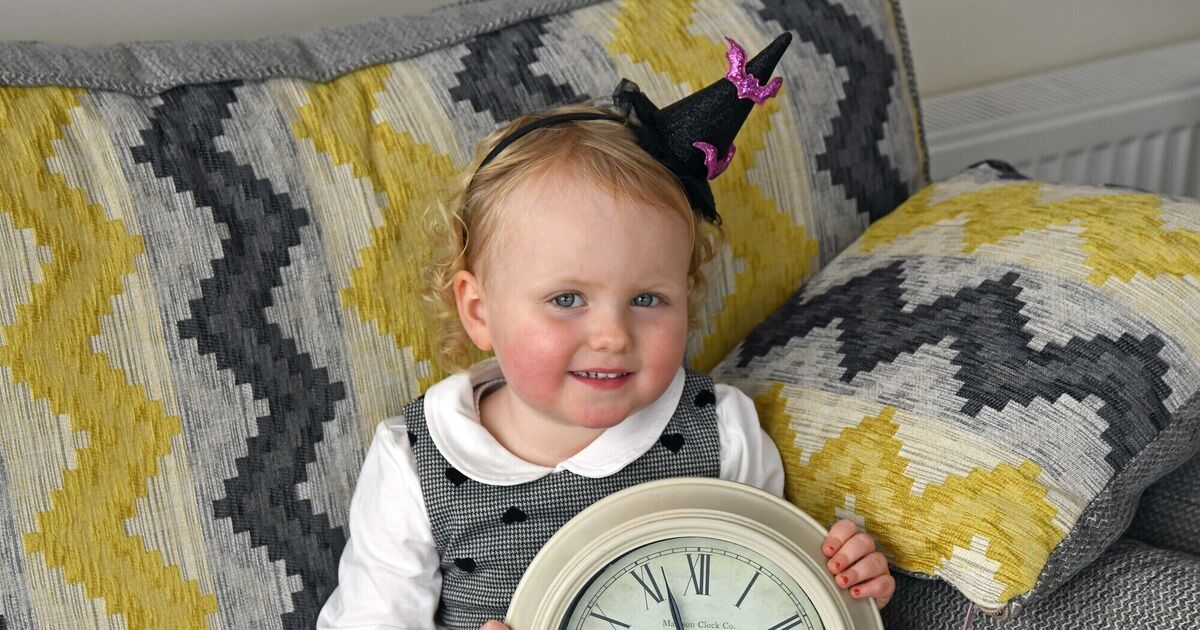 Clocks go back tonight; Gardaí warn of burglary risk on long winter nights - Vimarsana News