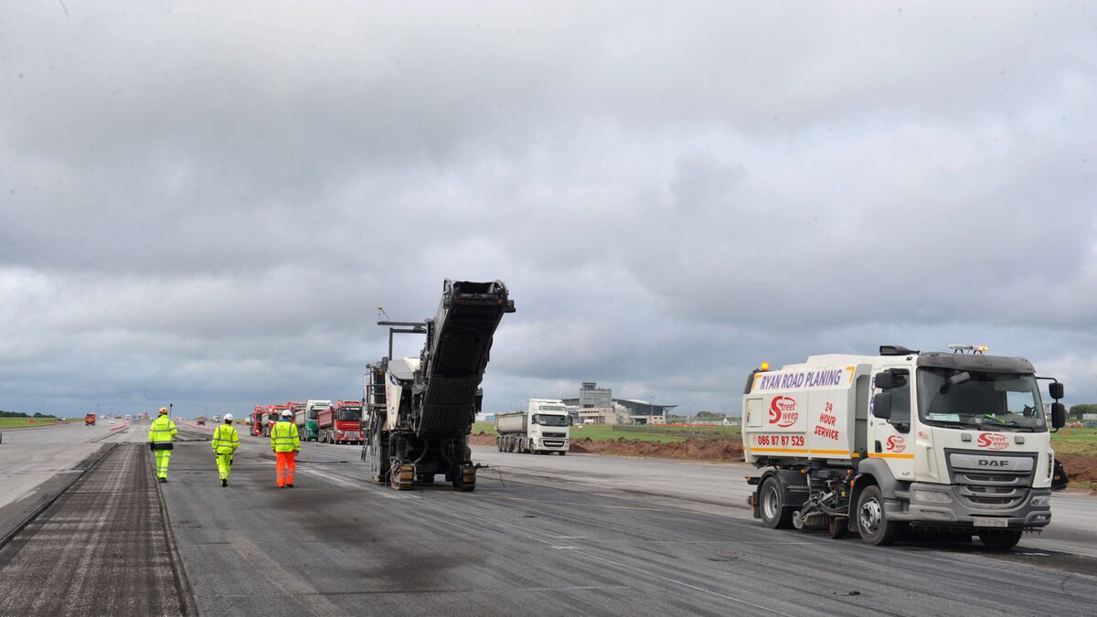 Praise for Cork airport runway ‘on time, on budget’ project
