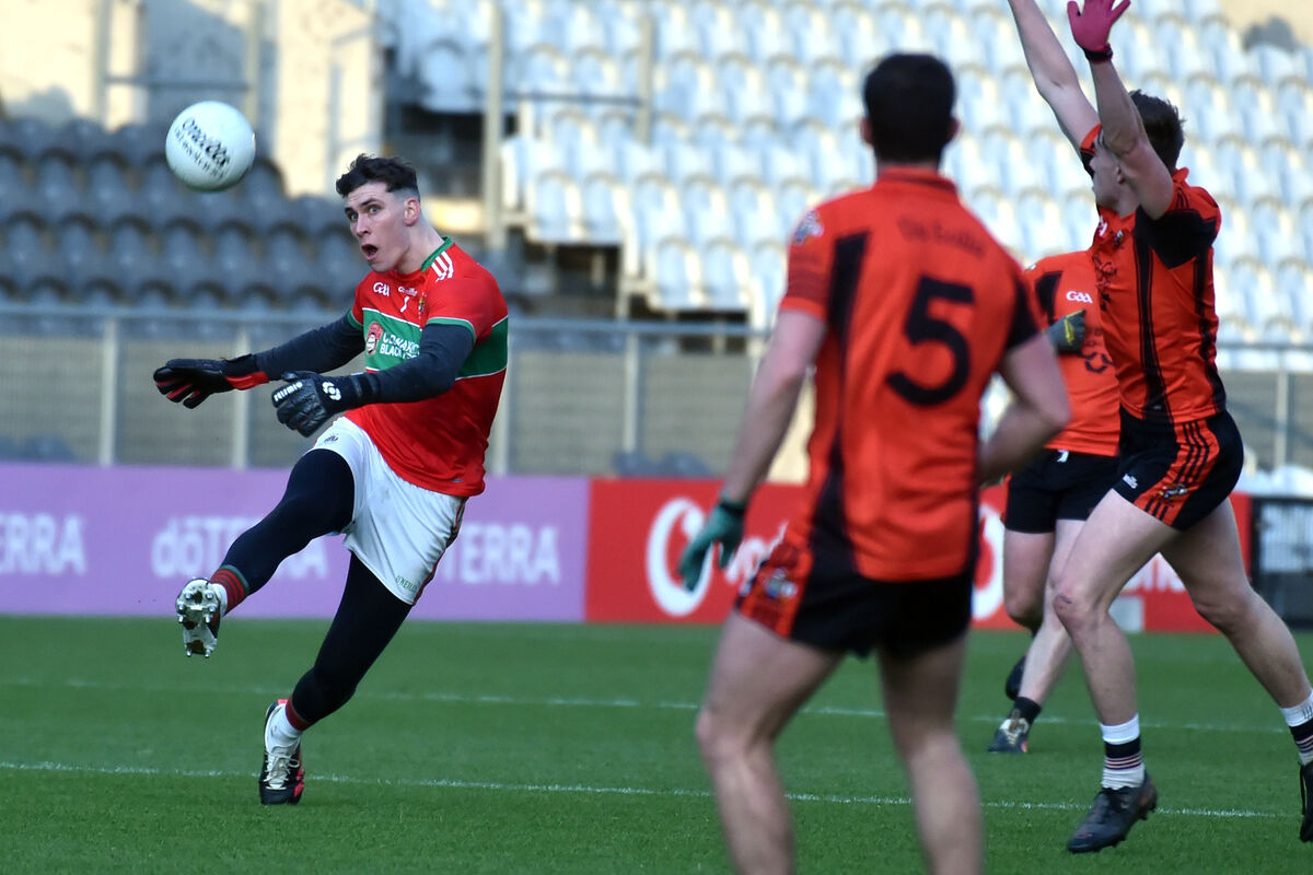 Clonakilty goalkeeper Mark White delivers a pass, after a surging run upfield against Duhallow. Picture: Eddie O'Hare Clonakilty goalkeeper Mark White delivers a pass, after a surging run upfield against Duhallow. Picture: Eddie O'Hare