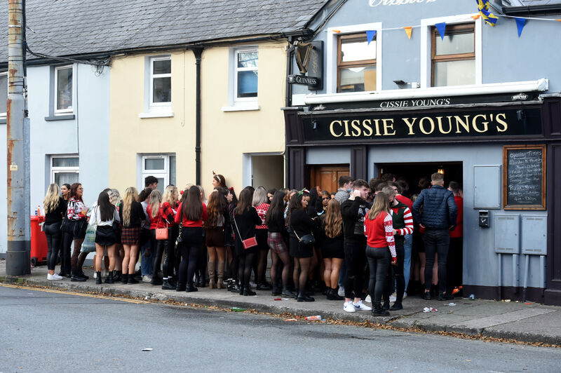 Queues outside Cissie Young's, Bandon Road, The Lough, Cork at 2pm on Thursday. Picture: Larry Cummins. Queues outside Cissie Young's, Bandon Road, The Lough, Cork at 2pm on Thursday. Picture: Larry Cummins.