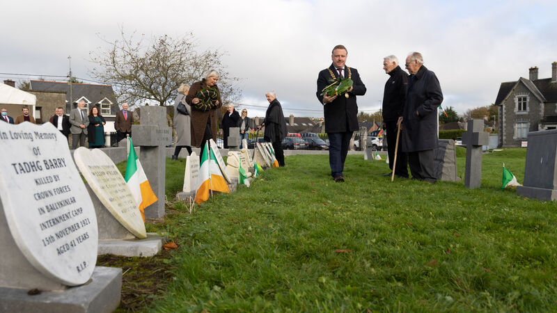 A city comes out in force to mourn the death of nationalist hero