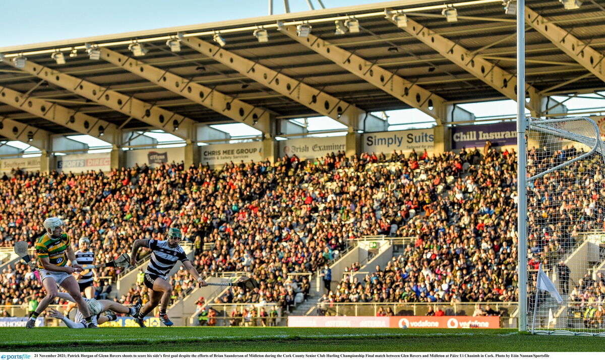 Patrick Horgan goals despite the efforts of Brian Saunderson in front of a huge crowd at Páirc Uí Chaoimh. Picture: Eóin Noonan/Sportsfile
