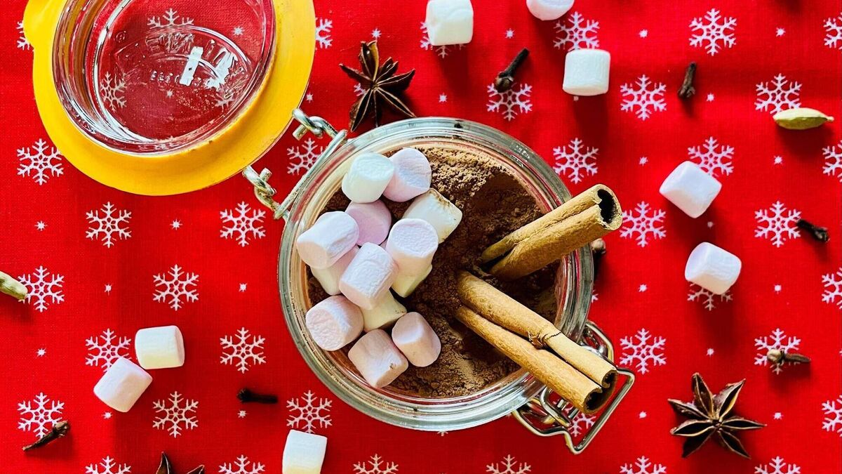 How to make some edible Christmas gifts