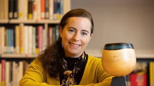 <p>Kanturk native, Professor Yvonne Buckley who is a Professor of Zoology at Trinity College Dublin was announced as the winner of the prestigious Researcher of the Year award 2021. </p>