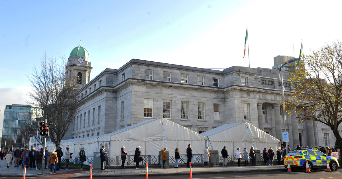 Walk-in Covid vaccination clinic to take place in Cork city tomorrow - Vimarsana News