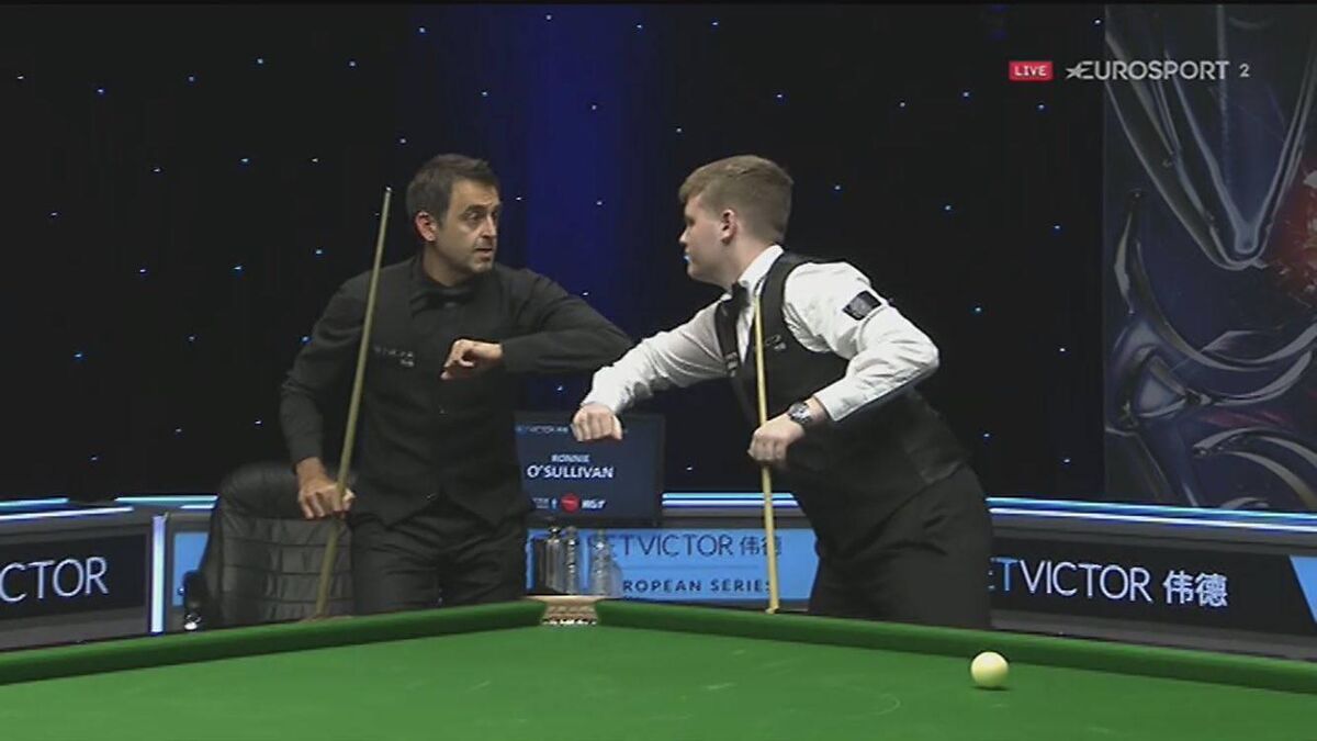 Aaron Hill with Ronnie O'Sullivan