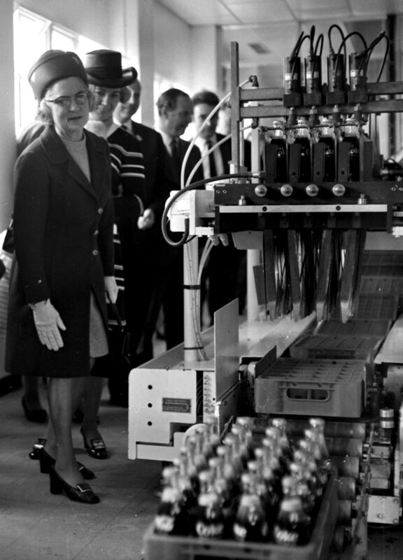 Mrs. Maureeen Lynch looking at a section of the new plant for Coca-Cola Bottlers (Munster) ltd during a tour of the premises at Carrigrohane Road, Cork.