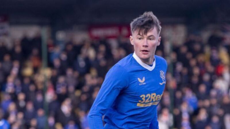 Everton sign right-back Nathan Patterson from Rangers on long-term deal Everton sign right-back Nathan Patterson from Rangers on long-term deal