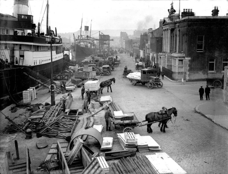 Loading goods on to the MV Innisfallen at Penrose Quay in March 1929. Loading goods on to the MV Innisfallen at Penrose Quay in March 1929.