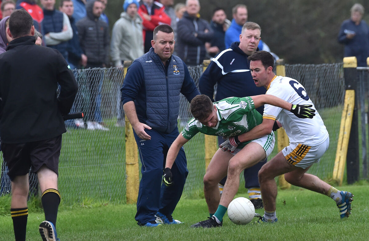 Darren Crowley, Bandon, holding onto Bill Murphy, Dohenys, in their SAFC meeting in 2021. Picture: Dan Linehan Darren Crowley, Bandon, holding onto Bill Murphy, Dohenys, in their SAFC meeting in 2021. Picture: Dan Linehan