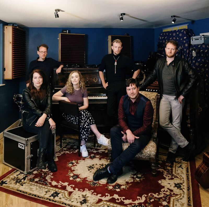 Grace Mc Mahon with her bandmates, The Art Crimes Band, Gary Baus, Niall Dennehy, Stephen Kirby, Tim O’Leary and Katie O’Donnell.
