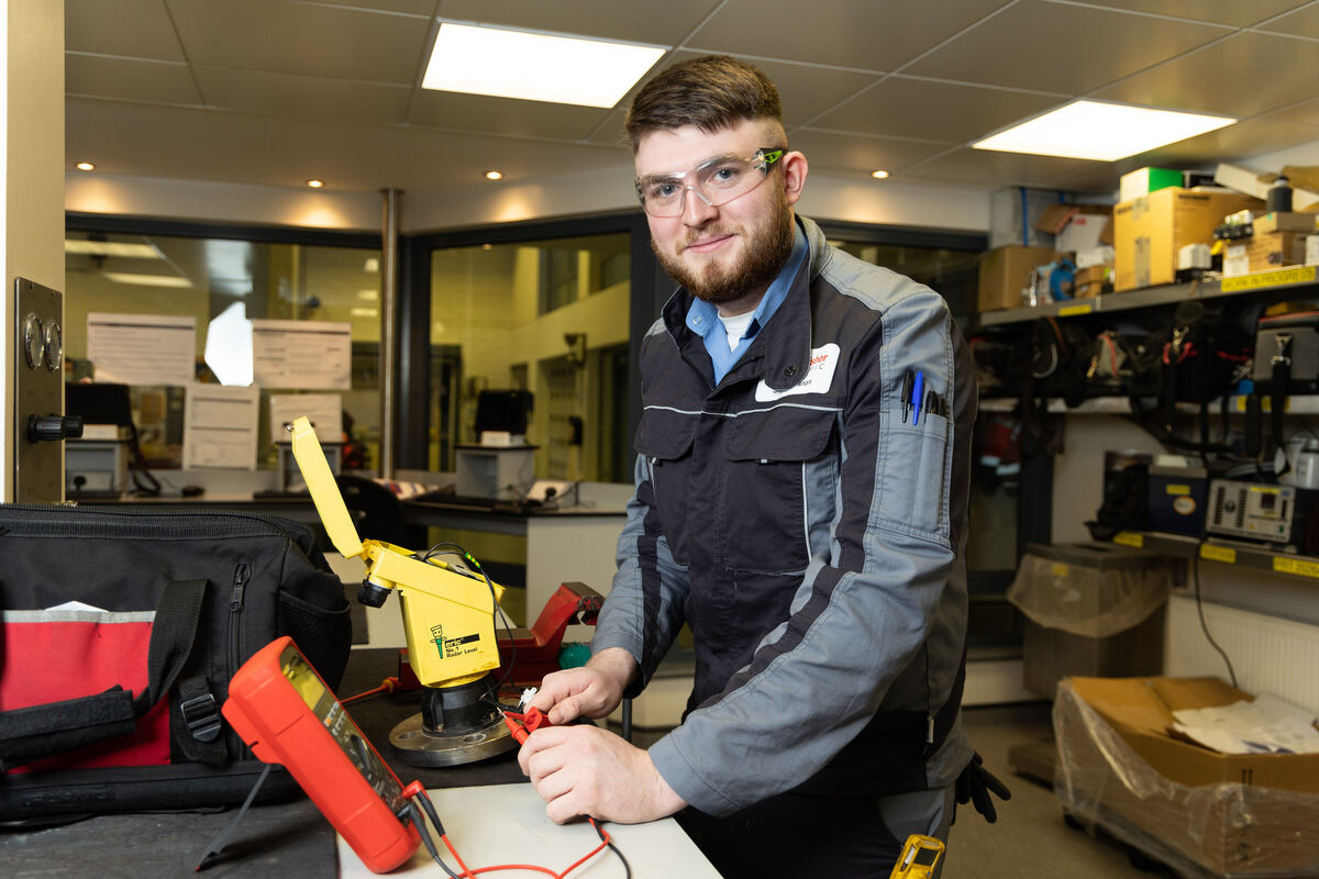 Shane Brosnan, Electrical and Instrumentation Apprentice, at Thermo Fisher Scientific’s site in Currabinny, Cork, ahead of the opening of applications for the global life science company’s 2022 Apprenticeship Programme on March 1, with salaried, accredited roles available to Leaving Certificate graduates. PIC Darragh Kane Shane Brosnan, Electrical and Instrumentation Apprentice, at Thermo Fisher Scientific’s site in Currabinny, Cork, ahead of the opening of applications for the global life science company’s 2022 Apprenticeship Programme on March 1, with salaried, accredited roles available to Leaving Certificate graduates. PIC Darragh Kane