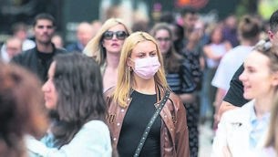 <p class="contextmenu internal_Caption">TO MASK OR NOT TO MASK? Masks will not be mandatory in public settings, aside from healthcare settings, from next Monday. Picture: Stock</p>