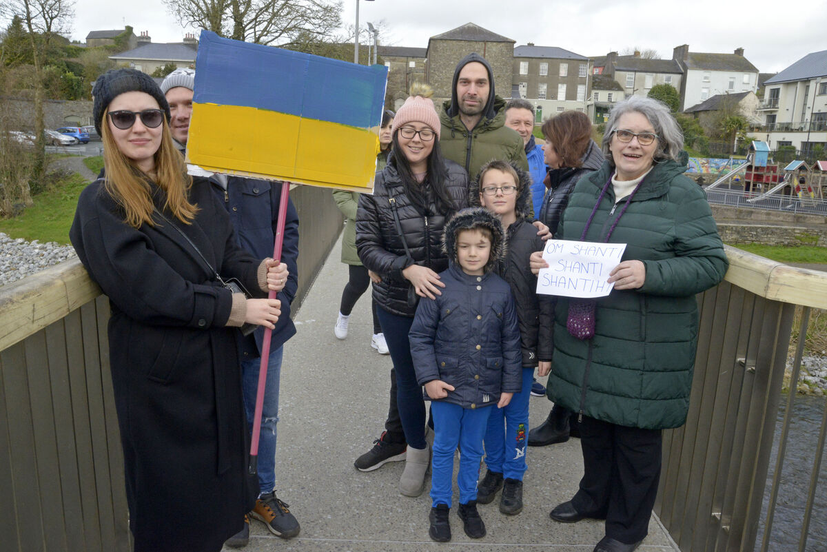 Pictured at a solidarity with Ukraine protest at Bandon Co Cork was Kataryna Poliorak Forys with friends supporting Ukraine. Picture Denis Boyle Pictured at a solidarity with Ukraine protest at Bandon Co Cork was Kataryna Poliorak Forys with friends supporting Ukraine. Picture Denis Boyle