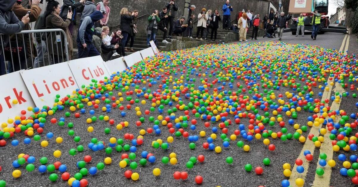 Famous Cork ball run will donate proceeds to support Ukrainian refugees