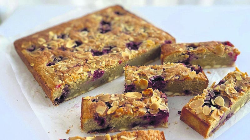 Recipe: Raspberry and Almond Blondies Recipe: Raspberry and Almond Blondies
