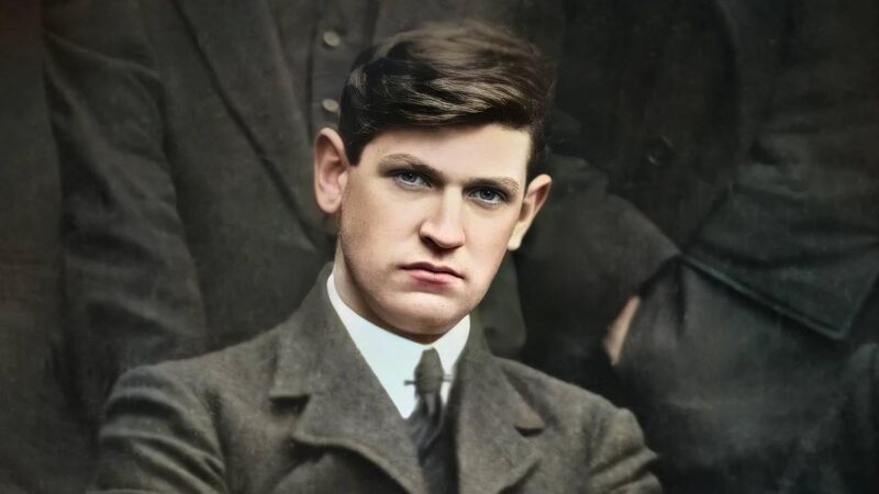 Lock of hair belonging to Michael Collins sells for more than €20k Lock of hair belonging to Michael Collins sells for more than €20k