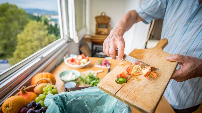 200,000 tonnes of food goes to waste every year ... that's €300 million in the bin 200,000 tonnes of food goes to waste every year ... that's €300 million in the bin
