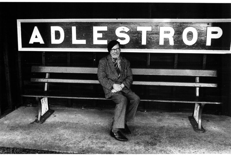 Poet Padraic Fiacc by John Minihan 1995.
