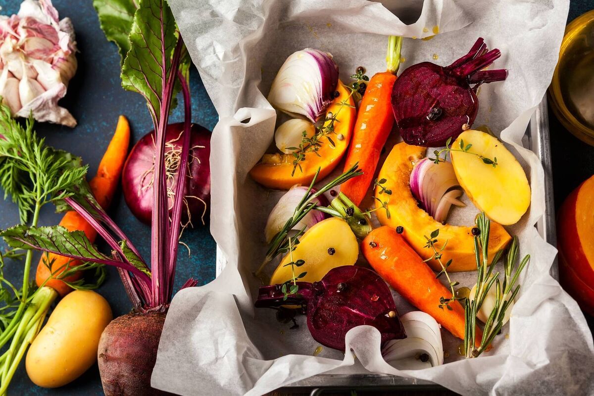 Keep an eye out for veggies in the bargain bin - use them to make tray roasted vegetables. Keep an eye out for veggies in the bargain bin - use them to make tray roasted vegetables.