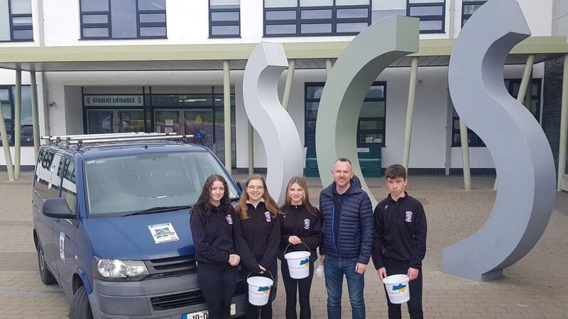 Cork teacher uses Easter holidays to set off for Ukraine with minibus full of aid for orphanages