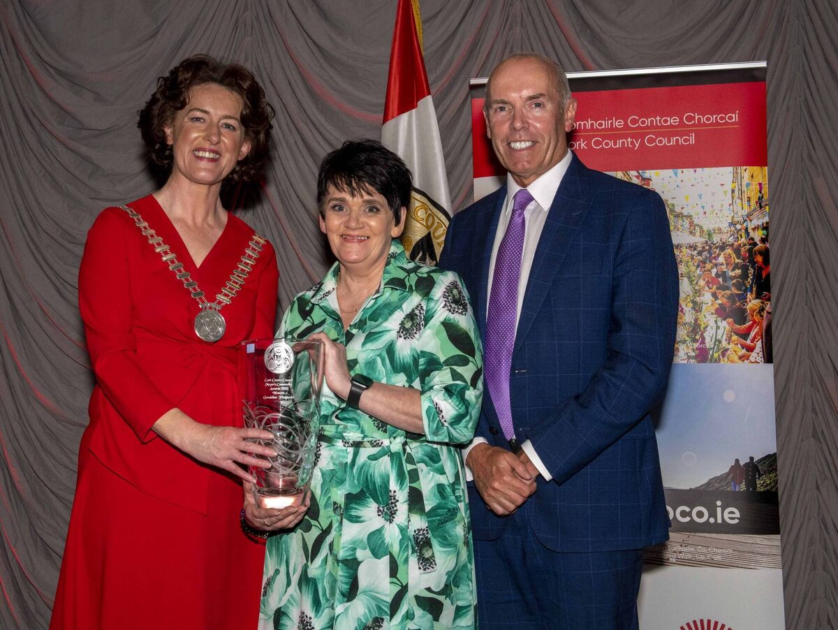 Geraldine Fitzgerald accepting the Individual Award for the Western Division at the 2022 Mayors Community Awards. Also included is Tim Lucey, Chief Executive, Cork County Council. Pic: Brian Lougheed Geraldine Fitzgerald accepting the Individual Award for the Western Division at the 2022 Mayors Community Awards. Also included is Tim Lucey, Chief Executive, Cork County Council. Pic: Brian Lougheed