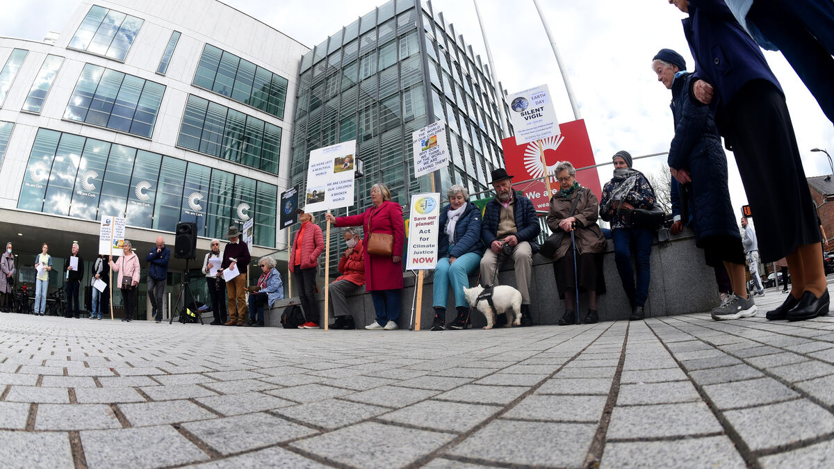 PICTURES: Silent vigil at Cork City Hall to mark Earth Day