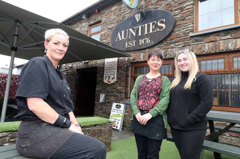  Nicola Lambert, Sharon Cummins and Ellen Desmond at Aunties in Tower. Picture: Jim Coughlan.