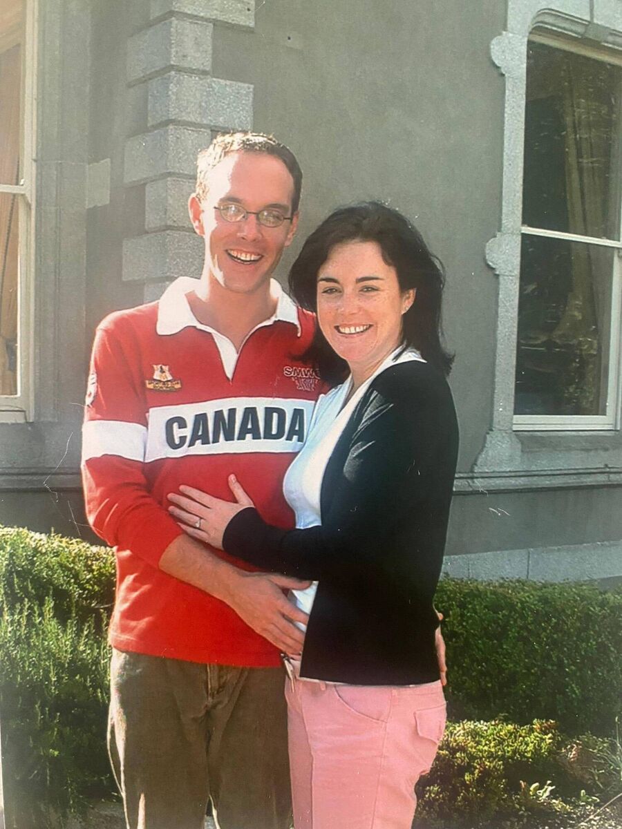 After meeting in January, Paul invited Suzanne to the pub in mid-February.