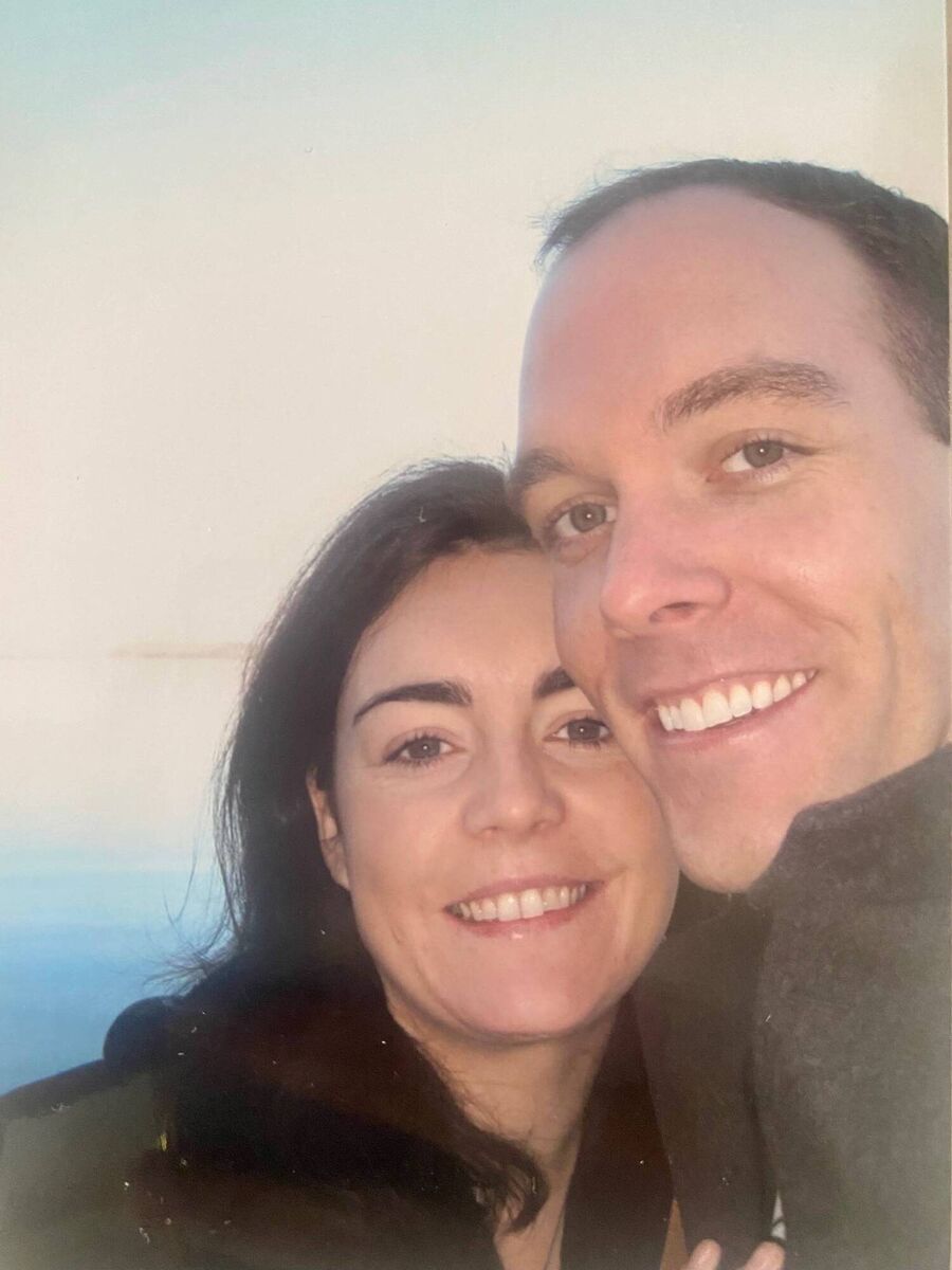 Suzanne recalls Paul insisted on collecting her for dinner and he arrived at the apartment with a dozen red roses.