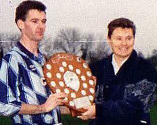 John Vaughan presents Garda captain and now Grade 1 referee Tom McCarthy with the Bank of Ireland Shield in 1994. Picture: Finbarr Buckley.