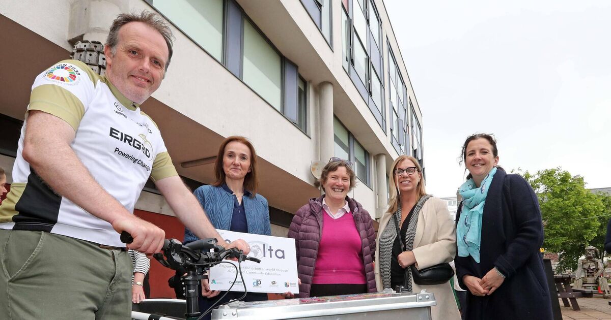 Three stops in Cork for dynamic duo cycling 800km in five days - Vimarsana News