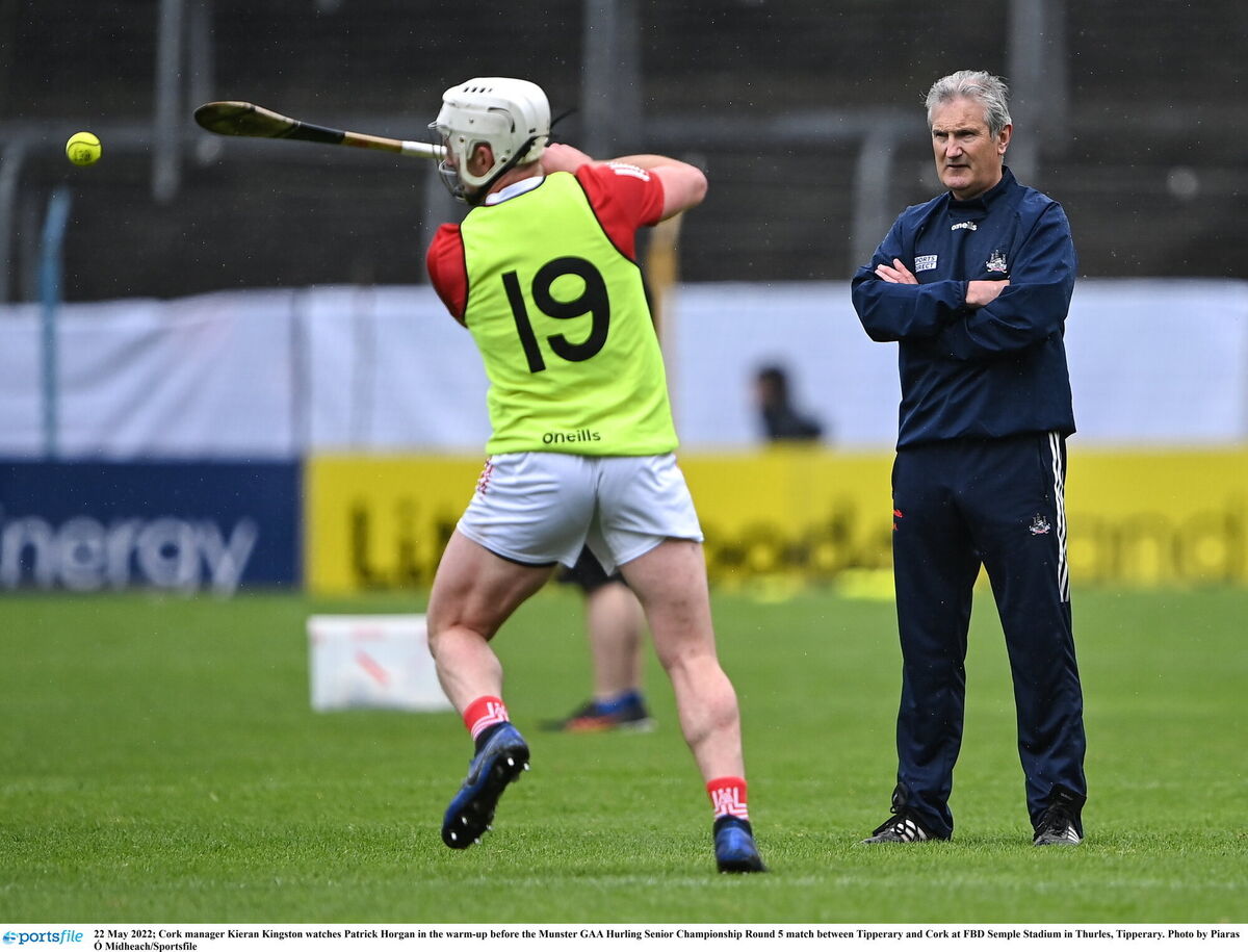 Cork manager Kieran Kingston watches Patrick Horgan in the warm-up. Picture: Piaras Ó Mídheach/Sportsfile
