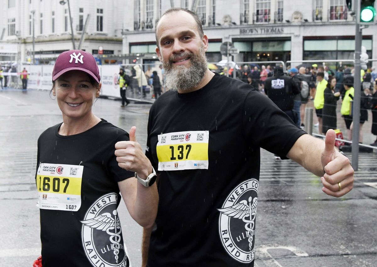 Olivia Keating, Kinsale, who was a patient in CUH and missed the marathon in 2016, pictured with Dr. Jason van der Velde who treated her in hospital and both of whom took part in the Cork City Marathon this year. Picture Denis Minihane.